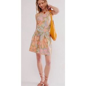 Free People Deserted Island Mini
Dress NWT, Large